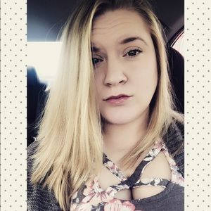 Meet your Posher, Nikki